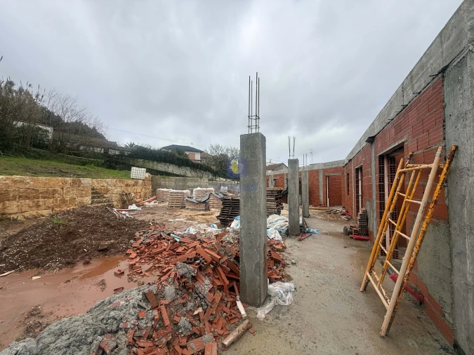 Moradia T3 para Venda em Salir de Matos Foto 20