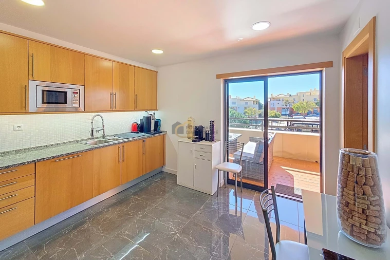 Apartamento T2 para Venda em Albufeira e Olhos de Água Foto 5