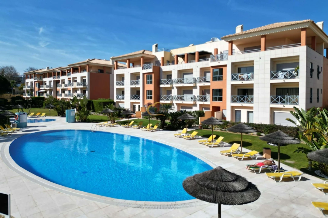 Apartamento T2 para Venda em Albufeira e Olhos de Água Foto 24