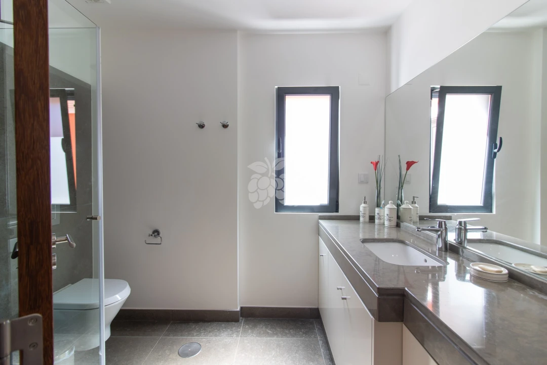 Apartamento T4 para Venda em Cascais e Estoril Foto 31