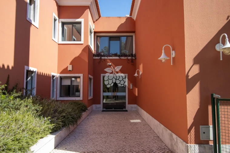 Apartamento T4 para Venda em Cascais e Estoril Foto 2