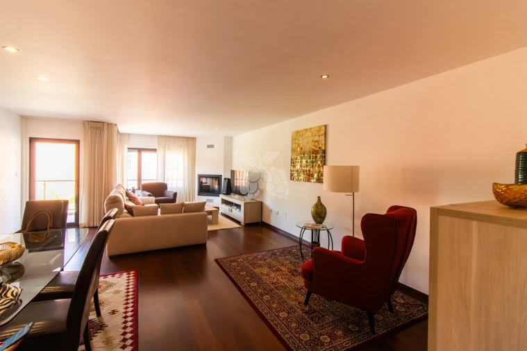 Apartamento T4 para Venda em Cascais e Estoril Foto 7