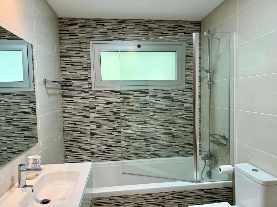 Apartamento T2 para Venda em Albufeira e Olhos de Água Foto 20