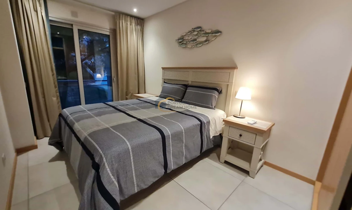 Apartamento T2 para Venda em Albufeira e Olhos de Água Foto 13