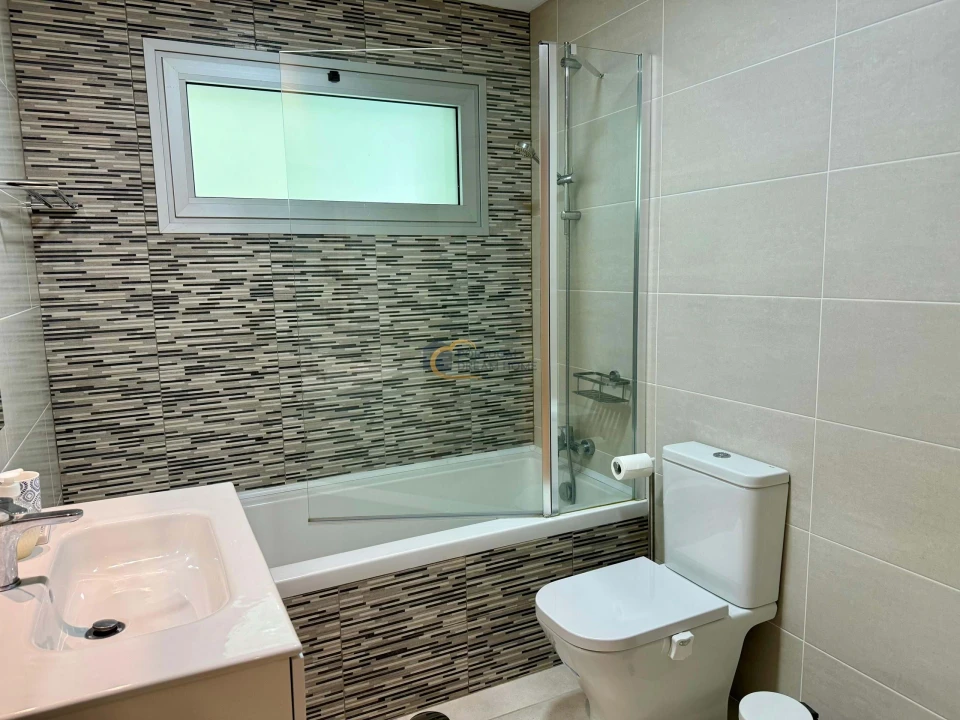 Apartamento T2 para Venda em Albufeira e Olhos de Água Foto 19