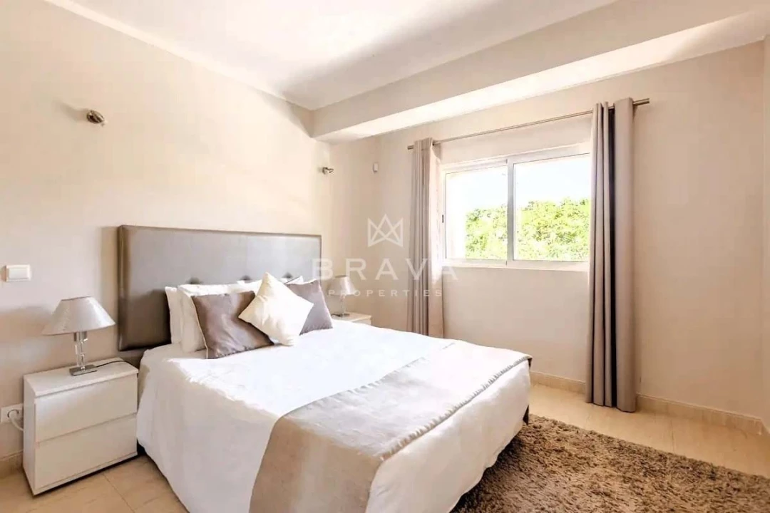 Apartamento T2 para Venda em Quarteira Foto 15