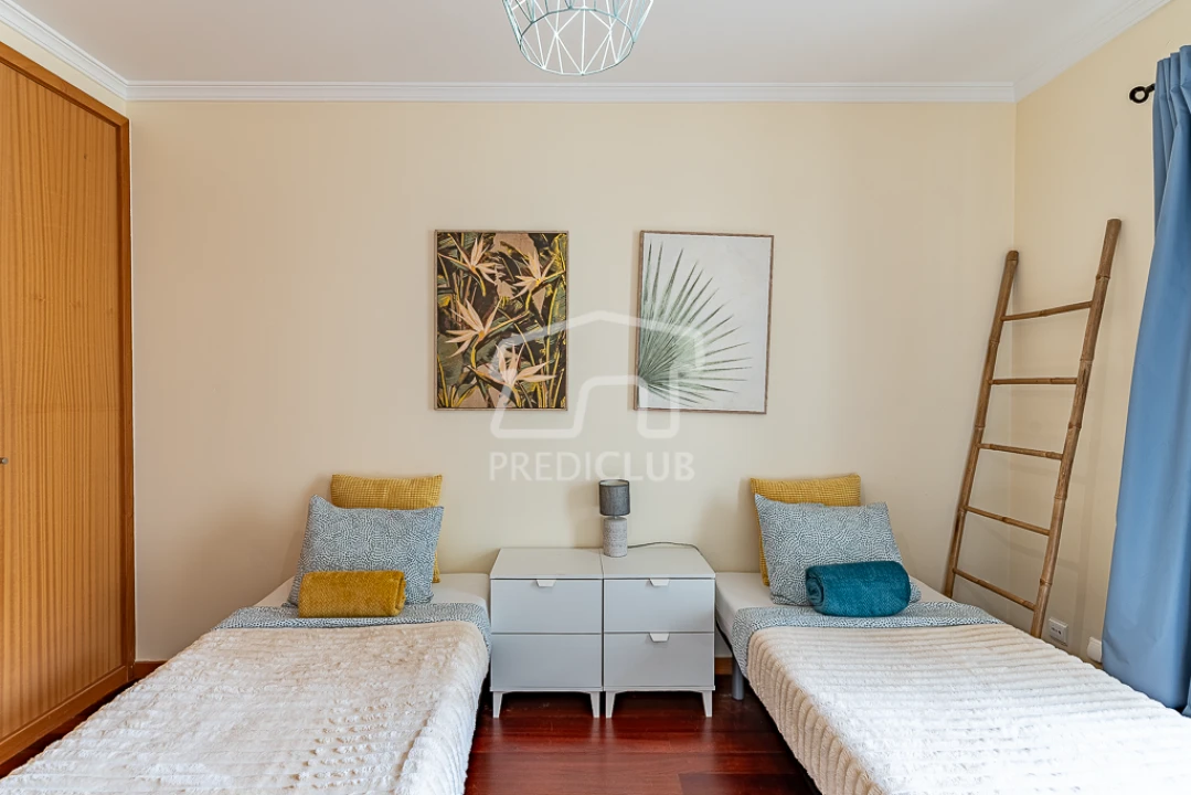 Apartamento T2 para Venda em Caniço Foto 15