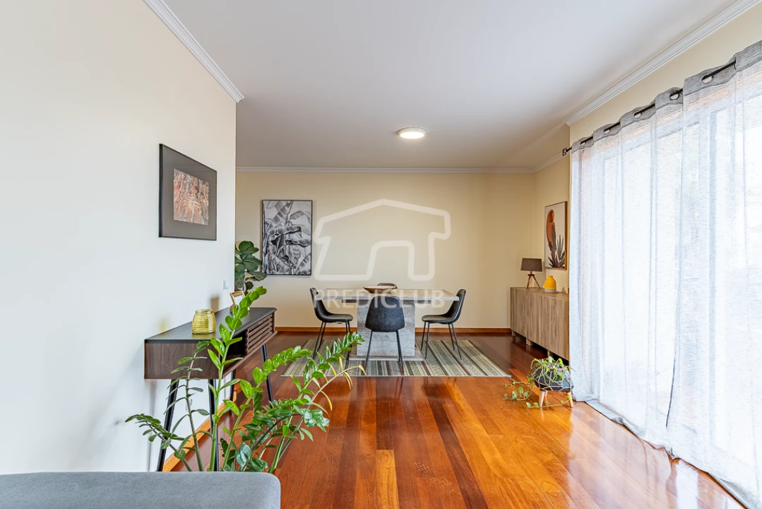 Apartamento T2 para Venda em Caniço Foto 6