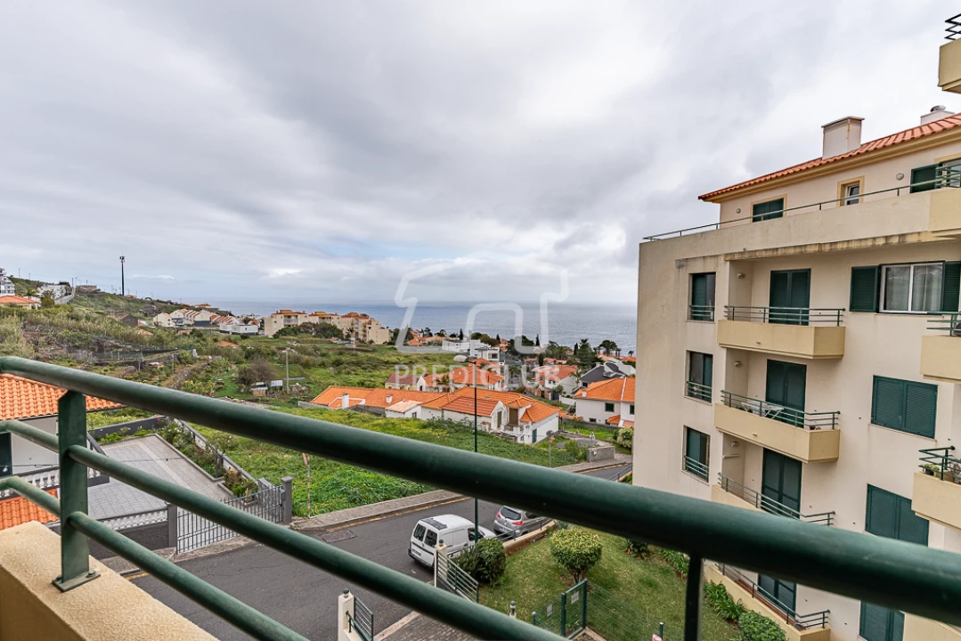 Apartamento T2 para Venda em Caniço Foto 16