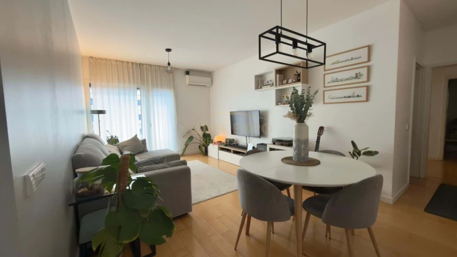 Apartamento T2 para Venda em Parque das Nações Foto 8