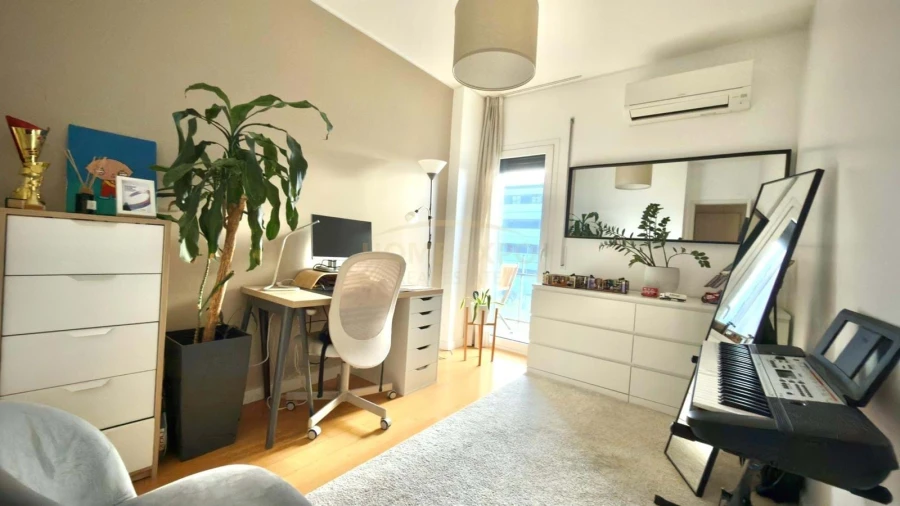 Apartamento T2 para Venda em Parque das Nações Foto 11