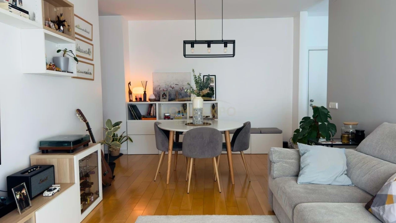 Apartamento T2 para Venda em Parque das Nações Foto 7