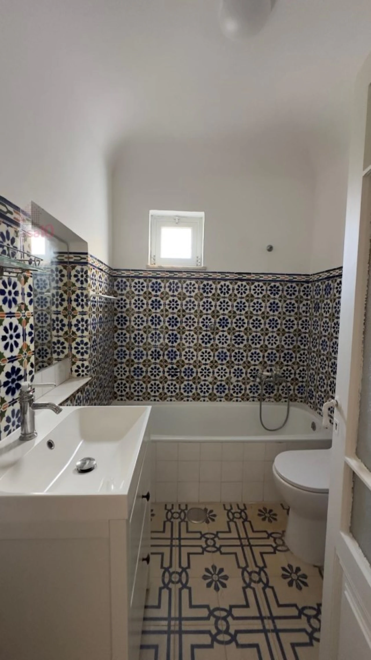 Prédio para Arrendamento em Évora (São Mamede, Sé, São Pedro e Santo Antão) Foto 14