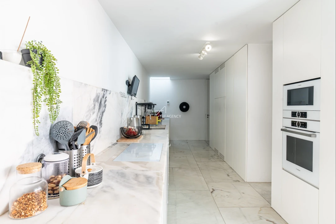 Moradia T6 para Venda em Carnaxide e Queijas Foto 20