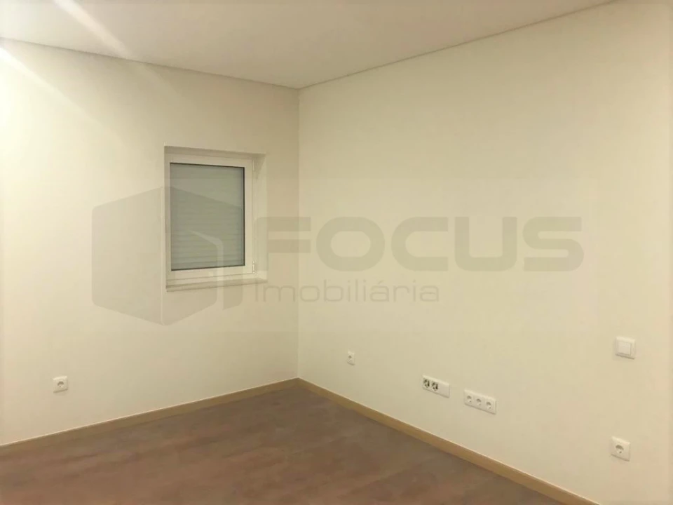 Moradia T3 para Venda em Pinheiro da Bemposta, Travanca e Palmaz Foto 11