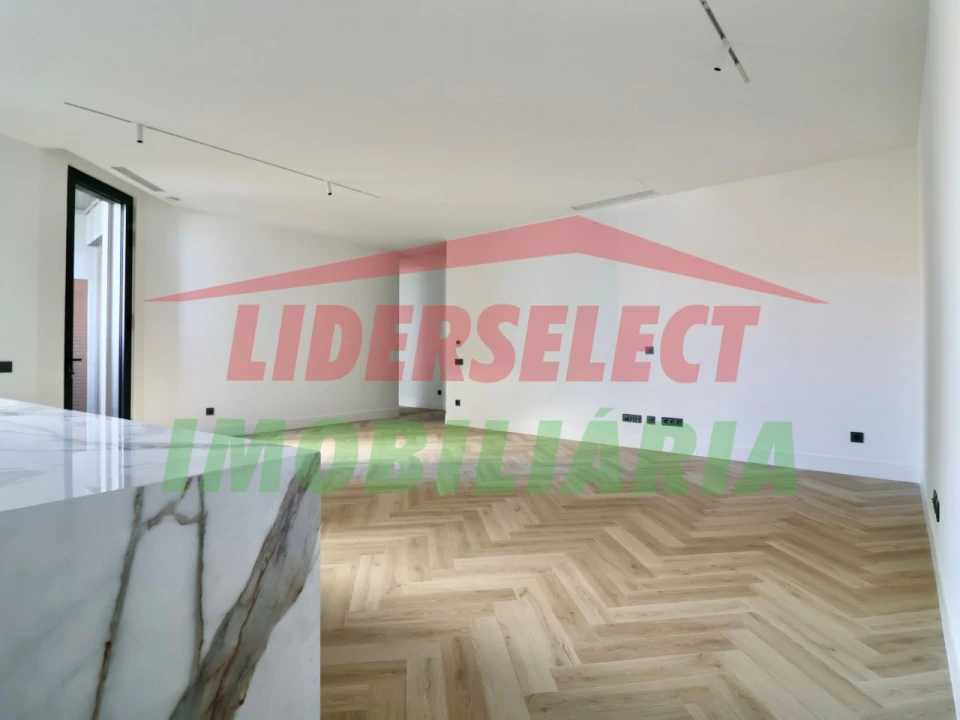 Apartamento T2 para Venda em Lourinhã e Atalaia Foto 6