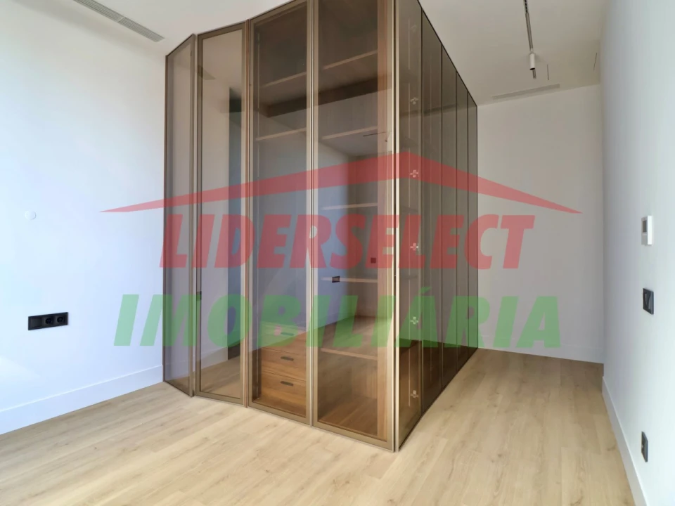 Apartamento T2 para Venda em Lourinhã e Atalaia Foto 18