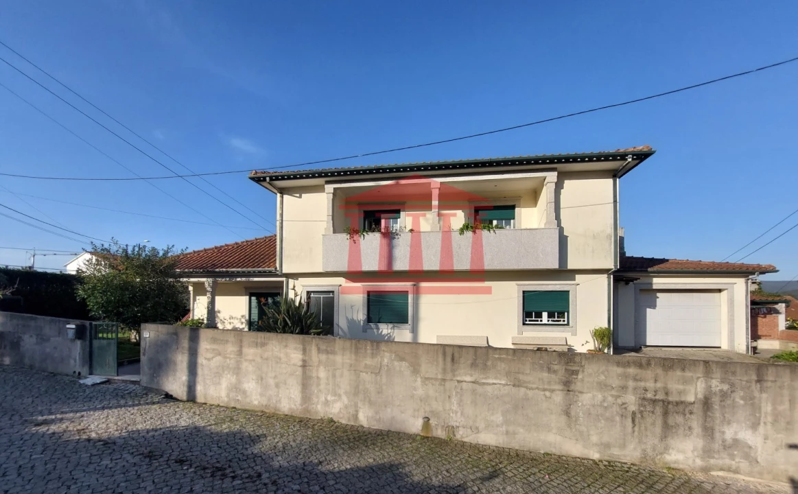 Moradia T4 para Venda em Palme Foto 3