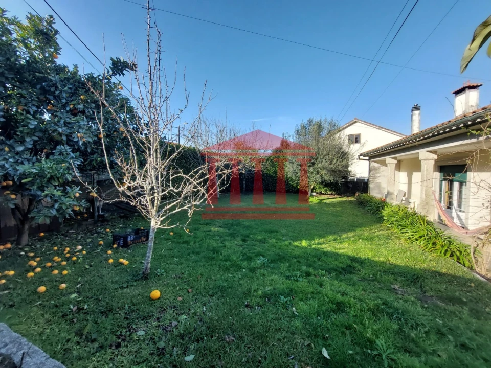 Moradia T4 para Venda em Palme Foto 26