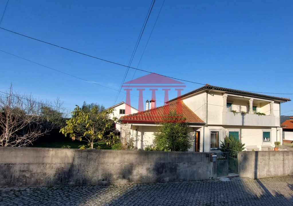 Moradia T4 para Venda em Palme Foto 5