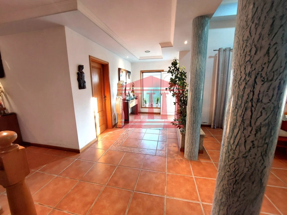 Moradia T4 para Venda em Palme Foto 7