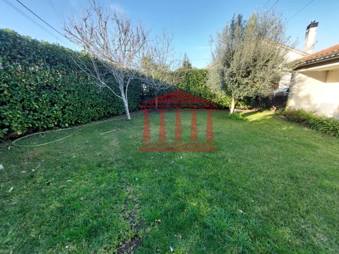 Moradia T4 para Venda em Palme Foto 27