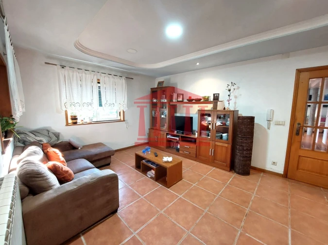 Moradia T4 para Venda em Palme Foto 15