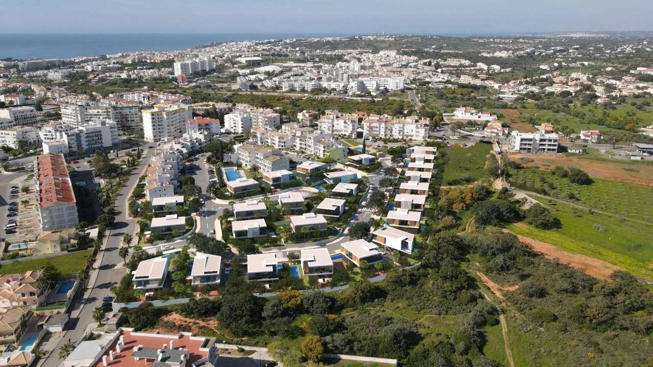 Terreno para Venda em Albufeira e Olhos de Água Foto 8