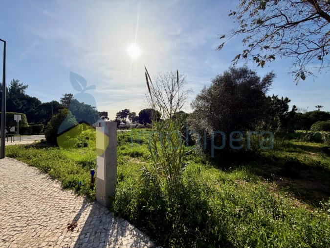 Terreno para Venda em Quarteira Foto 5
