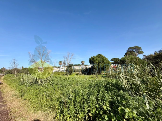 Terreno para Venda em Quarteira Foto 9