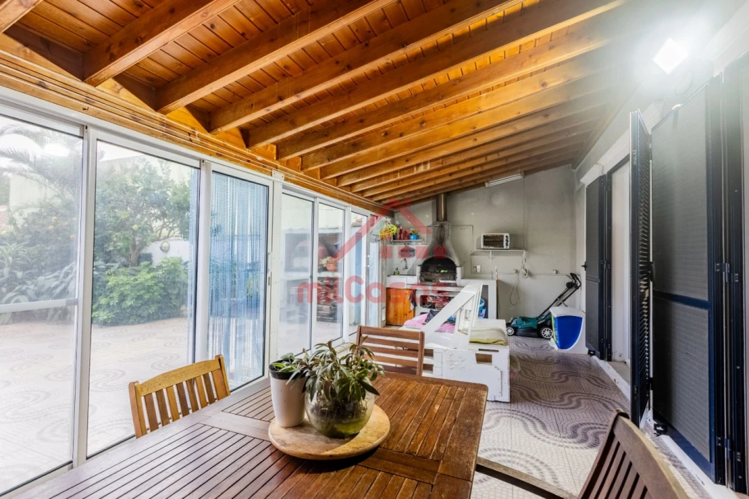 Moradia T4 para Venda em Rosto do Cão (Livramento) Foto 10