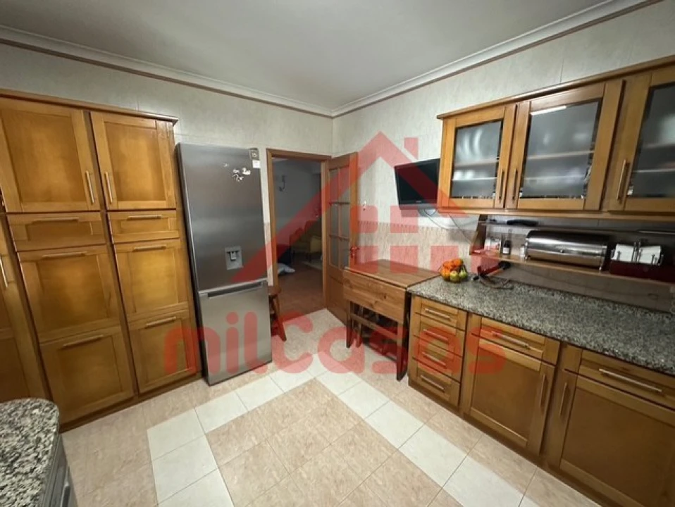 Moradia T4 para Venda em Rosto do Cão (Livramento) Foto 18