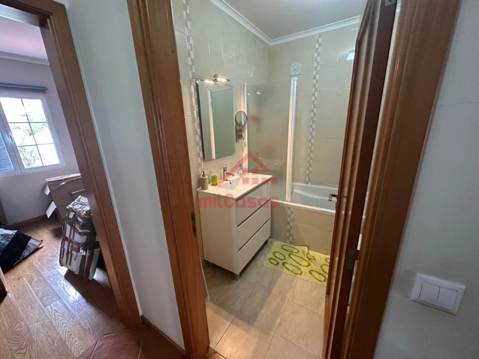 Moradia T4 para Venda em Rosto do Cão (Livramento) Foto 38