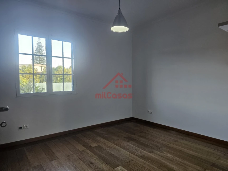 Moradia T4 para Venda em Rosto do Cão (Livramento) Foto 29