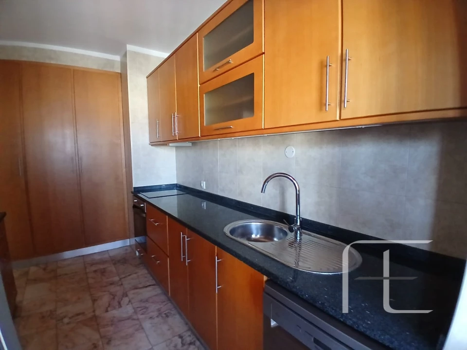 Apartamento T4 para Arrendamento em Matosinhos e Leça da Palmeira Foto 16