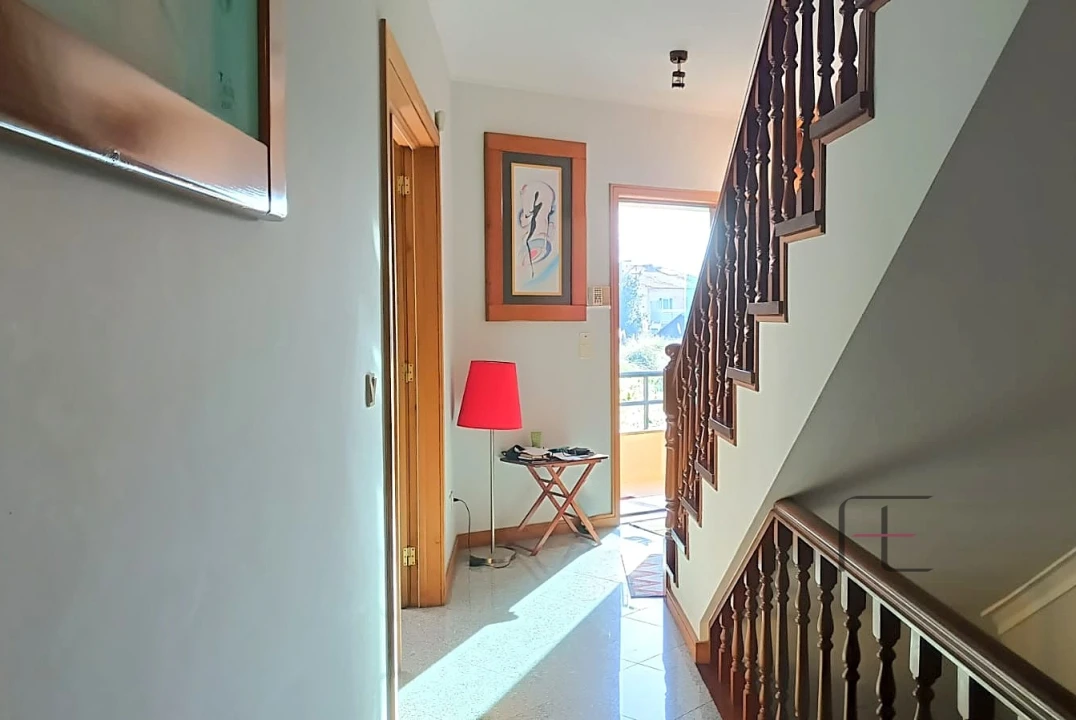 Moradia T3 para Venda em Alfena Foto 6