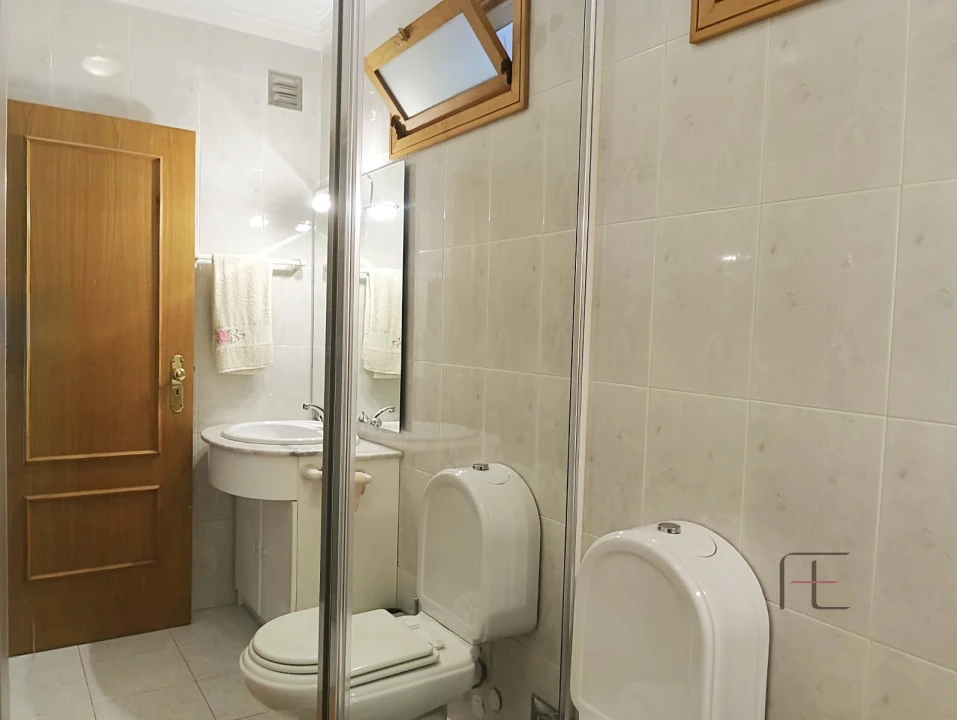 Moradia T3 para Venda em Alfena Foto 15