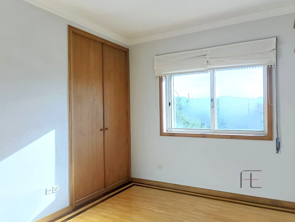 Moradia T3 para Venda em Alfena Foto 27