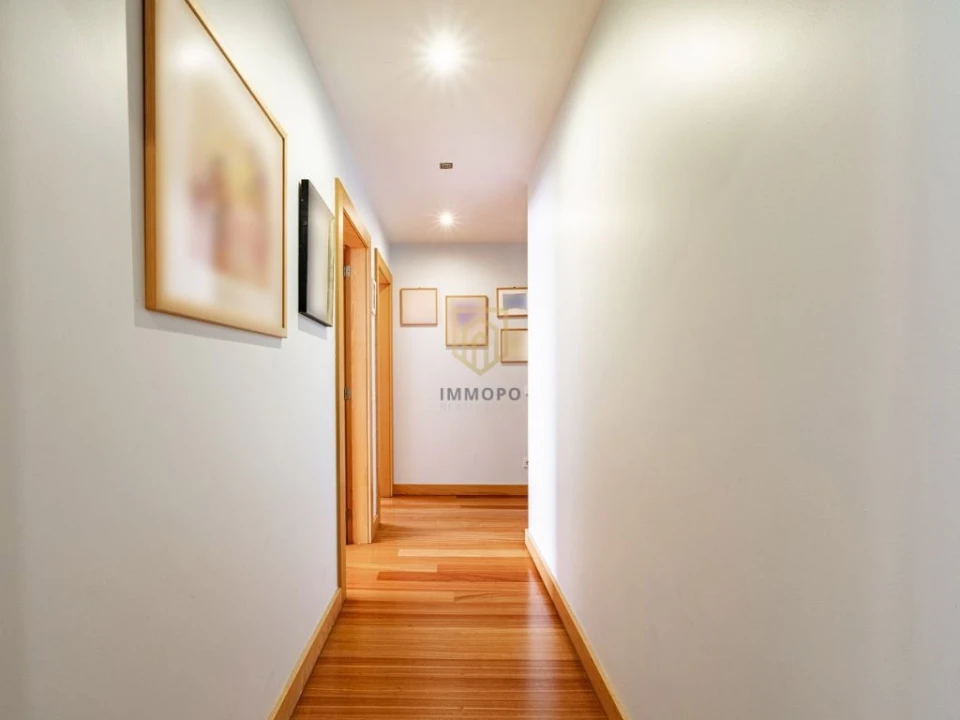 Apartamento T3 para Venda em Lordelo do Ouro e Massarelos Foto 23