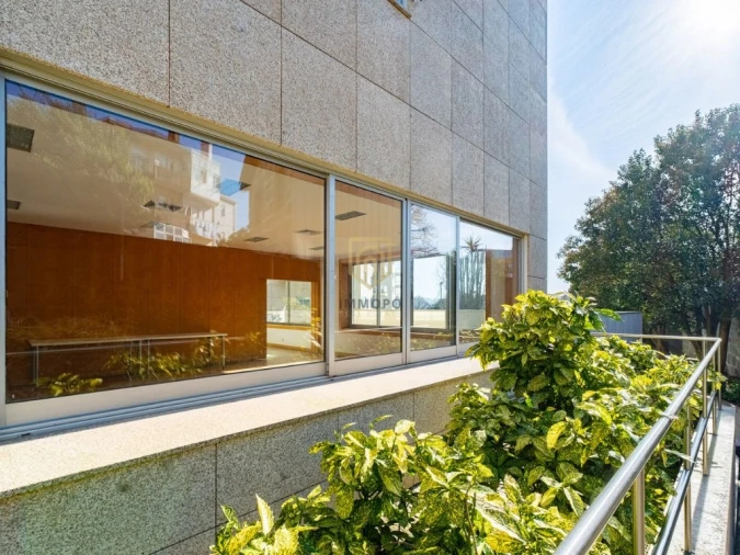 Apartamento T3 para Venda em Lordelo do Ouro e Massarelos Foto 33