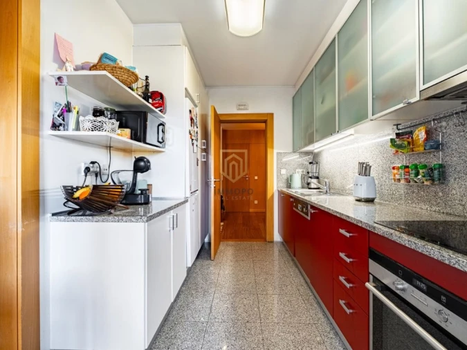 Apartamento T3 para Venda em Lordelo do Ouro e Massarelos Foto 14