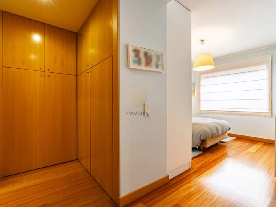 Apartamento T3 para Venda em Lordelo do Ouro e Massarelos Foto 27