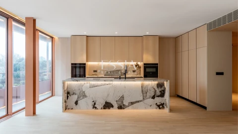Apartamento T4 para Venda em Aldoar, Foz do Douro e Nevogilde