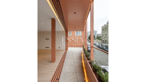Apartamento T4 para Venda em Aldoar, Foz do Douro e Nevogilde