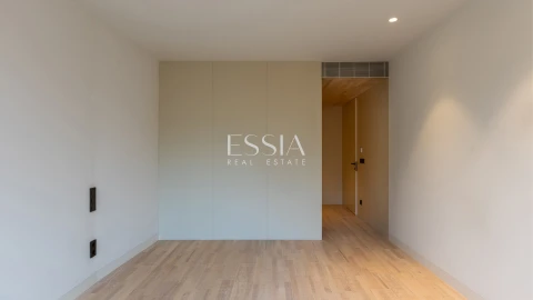 Apartamento T4 para Venda em Aldoar, Foz do Douro e Nevogilde