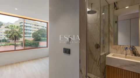 Apartamento T4 para Venda em Aldoar, Foz do Douro e Nevogilde