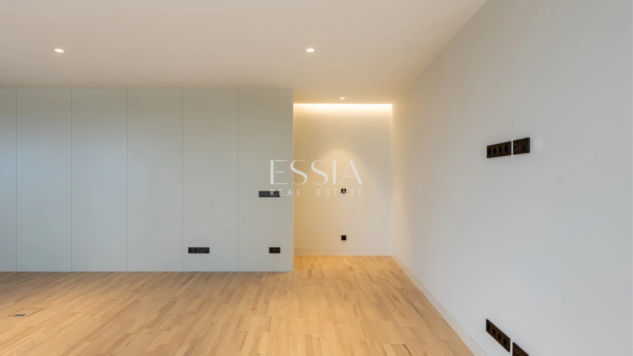 Apartamento T4 para Venda em Aldoar, Foz do Douro e Nevogilde Foto 21