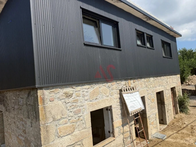 Moradia T4 para Venda em Pico de Regalados, Gondiães e Mós Foto 31