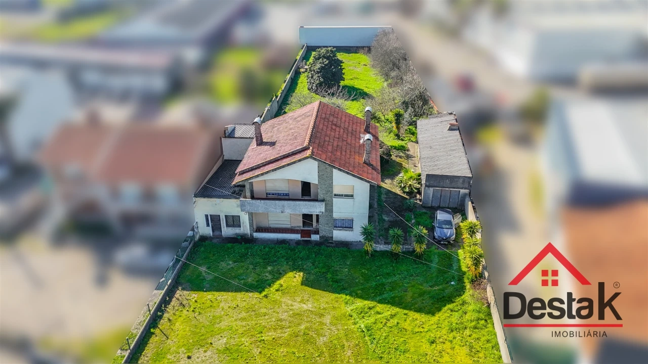 Moradia T5 para Venda em Albergaria-A-Velha e Valmaior Foto 1