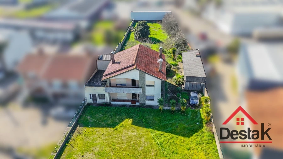 Moradia T5 para Venda em Albergaria-A-Velha e Valmaior